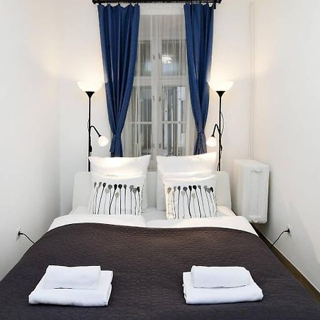 Very Central Apartment Close To Basilica Budapeste Exterior foto